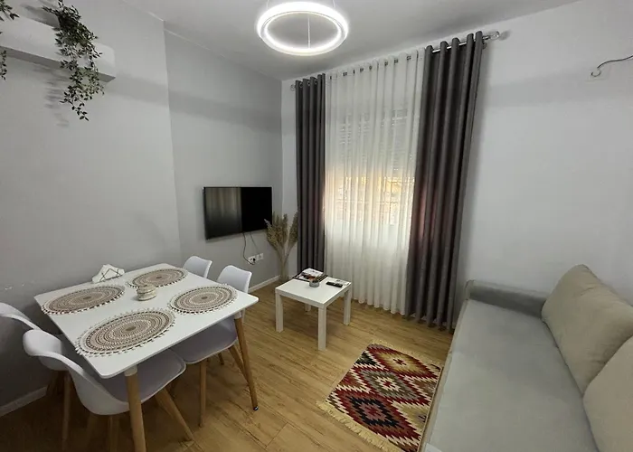 Beratinus Apartment In Berat Center